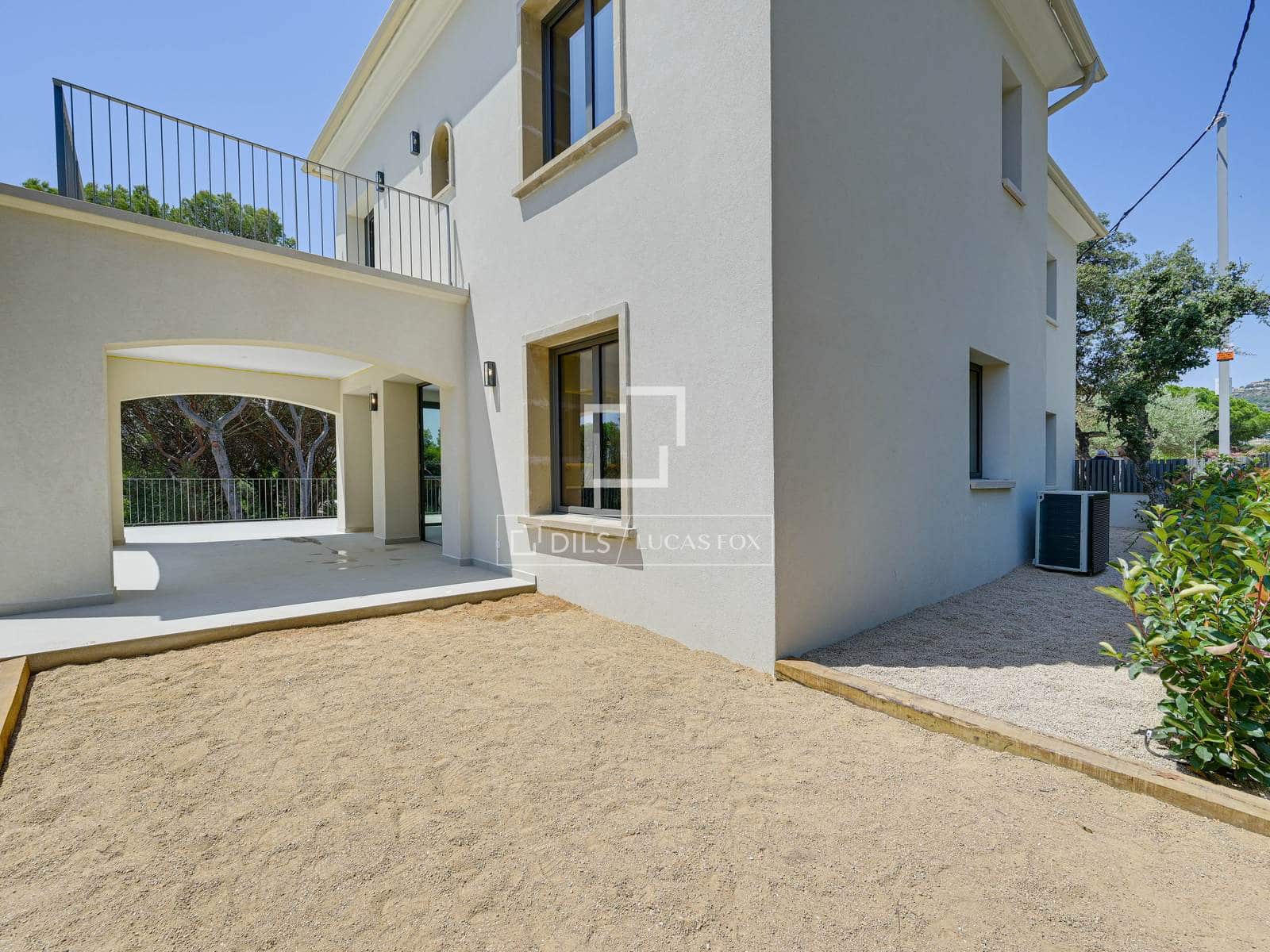 5 soverom Villa til salgs i Platja d'Aro med svømmebasseng garasje - € 2 600 000 (Ref: 10141402)