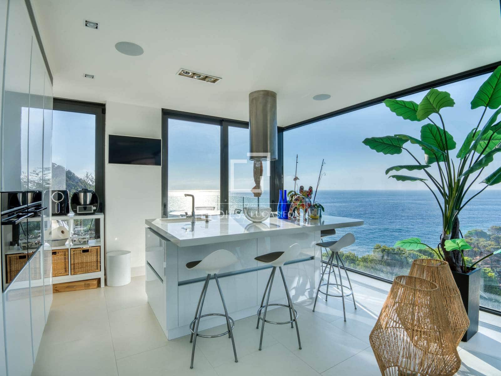 3 quarto Moradia para venda em Santa Cristina d'Aro com piscina garagem - 2 380 000 € (Ref: 10141403)