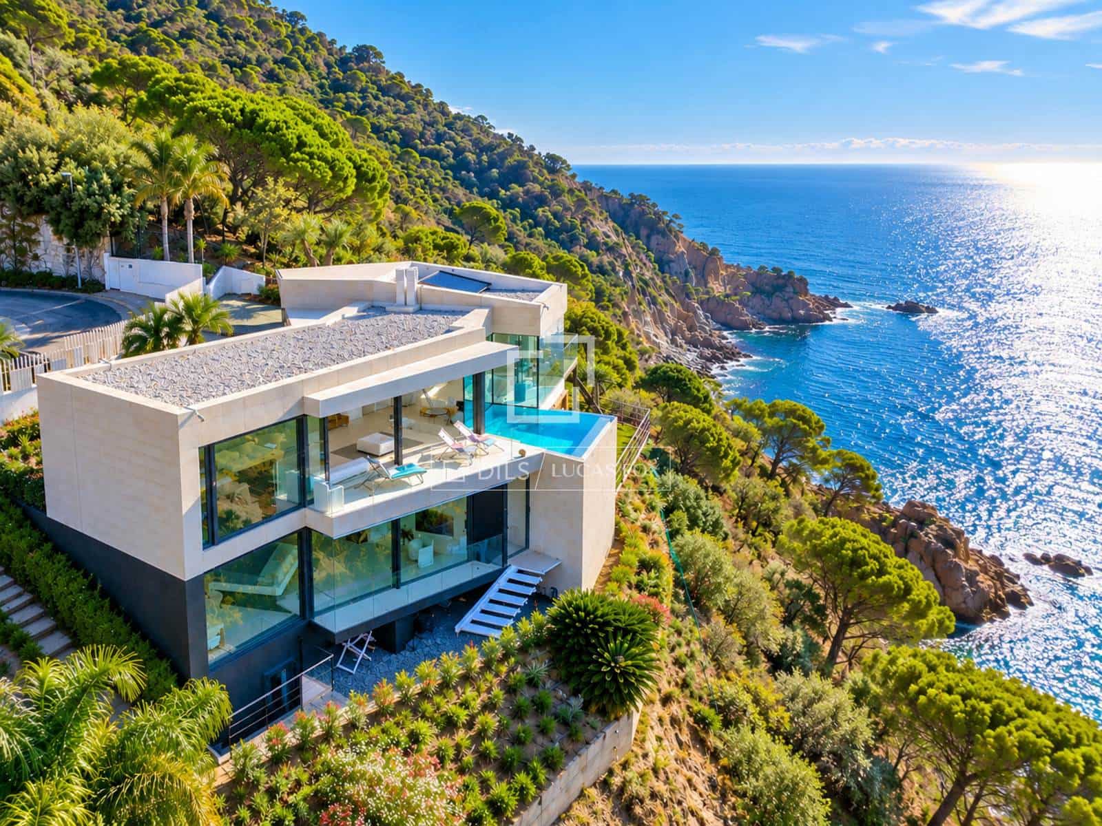 3 quarto Moradia para venda em Santa Cristina d'Aro com piscina garagem - 2 380 000 € (Ref: 10141403)