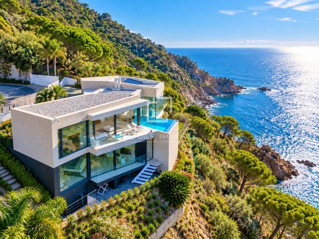 3 quarto Moradia para venda em Santa Cristina d'Aro com piscina garagem - 2 380 000 € (Ref: 10141403)