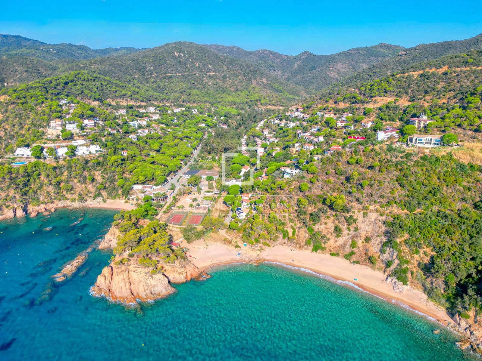 3 quarto Moradia para venda em Santa Cristina d'Aro com piscina garagem - 2 380 000 € (Ref: 10141403)