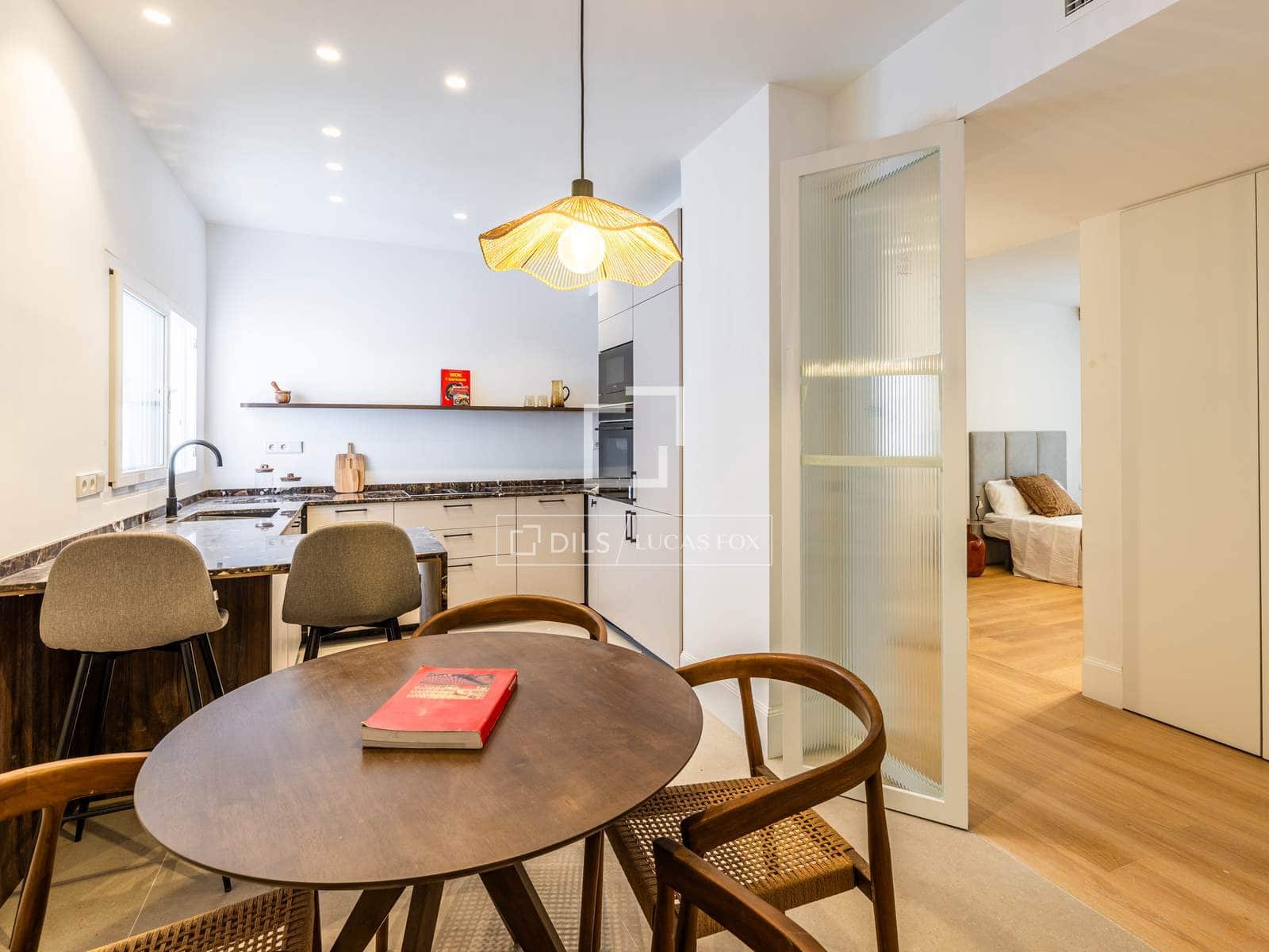 4 makuuhuone Huoneisto myytävänä paikassa Madrid kaupunki - 1 880 000 € (Ref: 10141476)