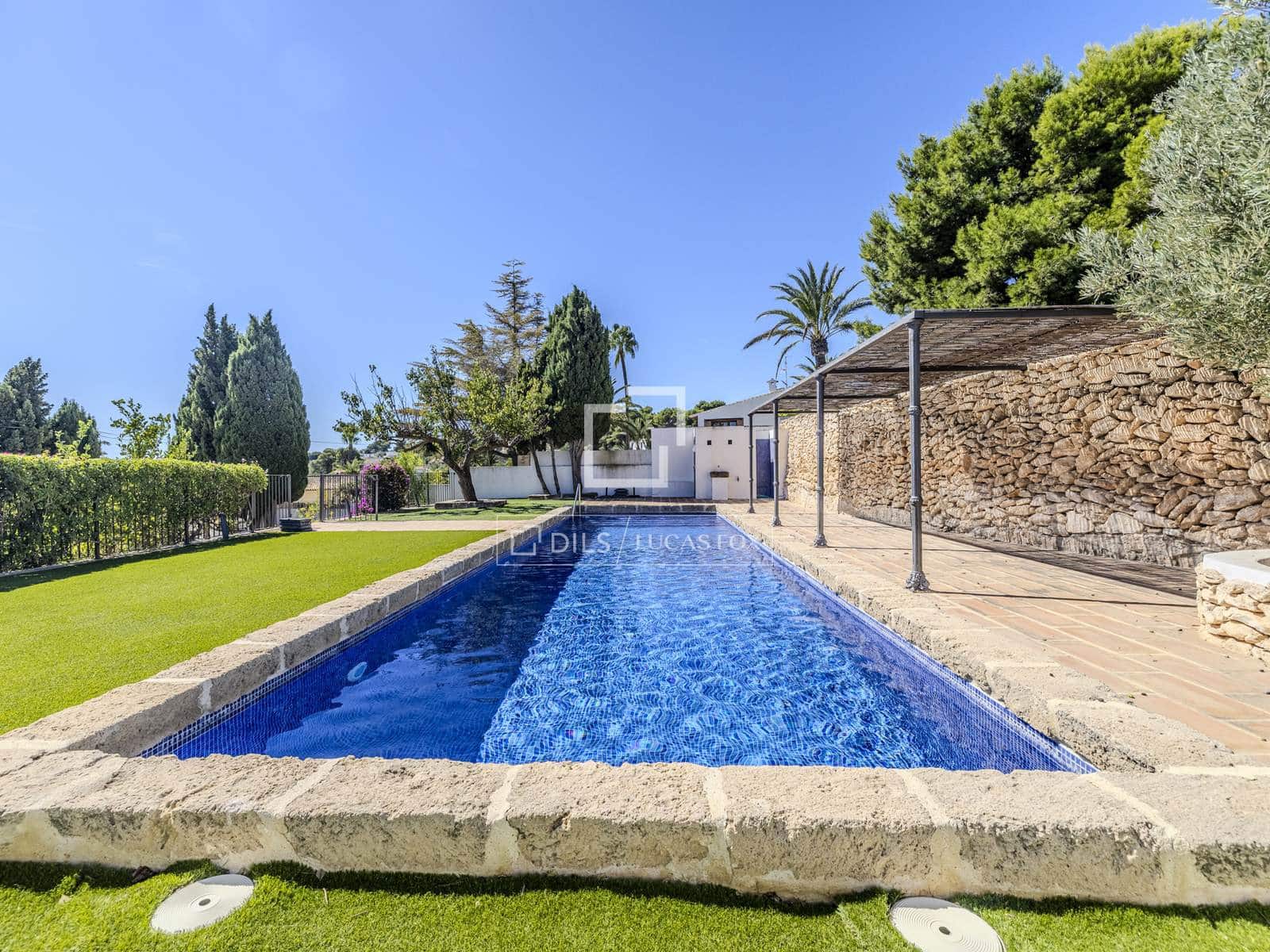 7 soveværelse Villa til salg i Teulada med swimmingpool garage - € 1.350.000 (Ref: 10144736)