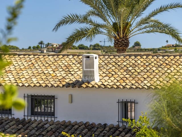 7 soveværelse Villa til salg i Teulada Pueblo, Teulada-Moraira med swimmingpool garage - € 1.350.000 (Ref: 10144736)