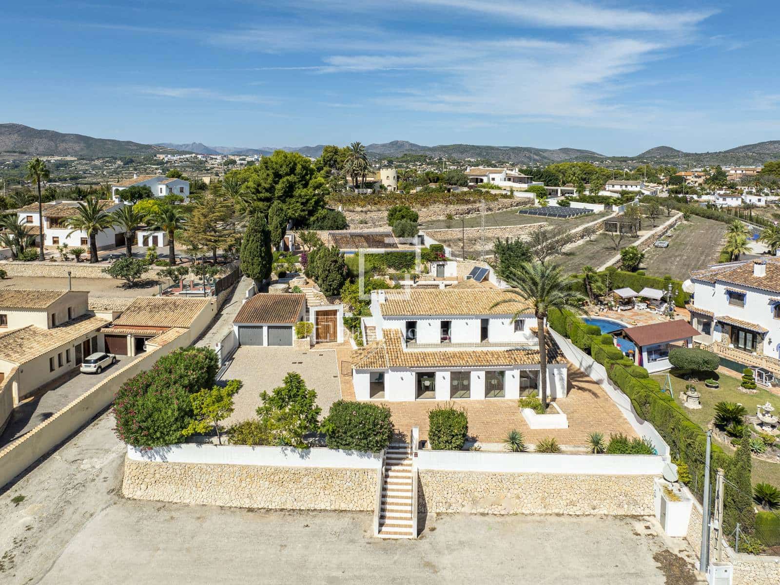 7 soveværelse Villa til salg i Teulada med swimmingpool garage - € 1.350.000 (Ref: 10144736)