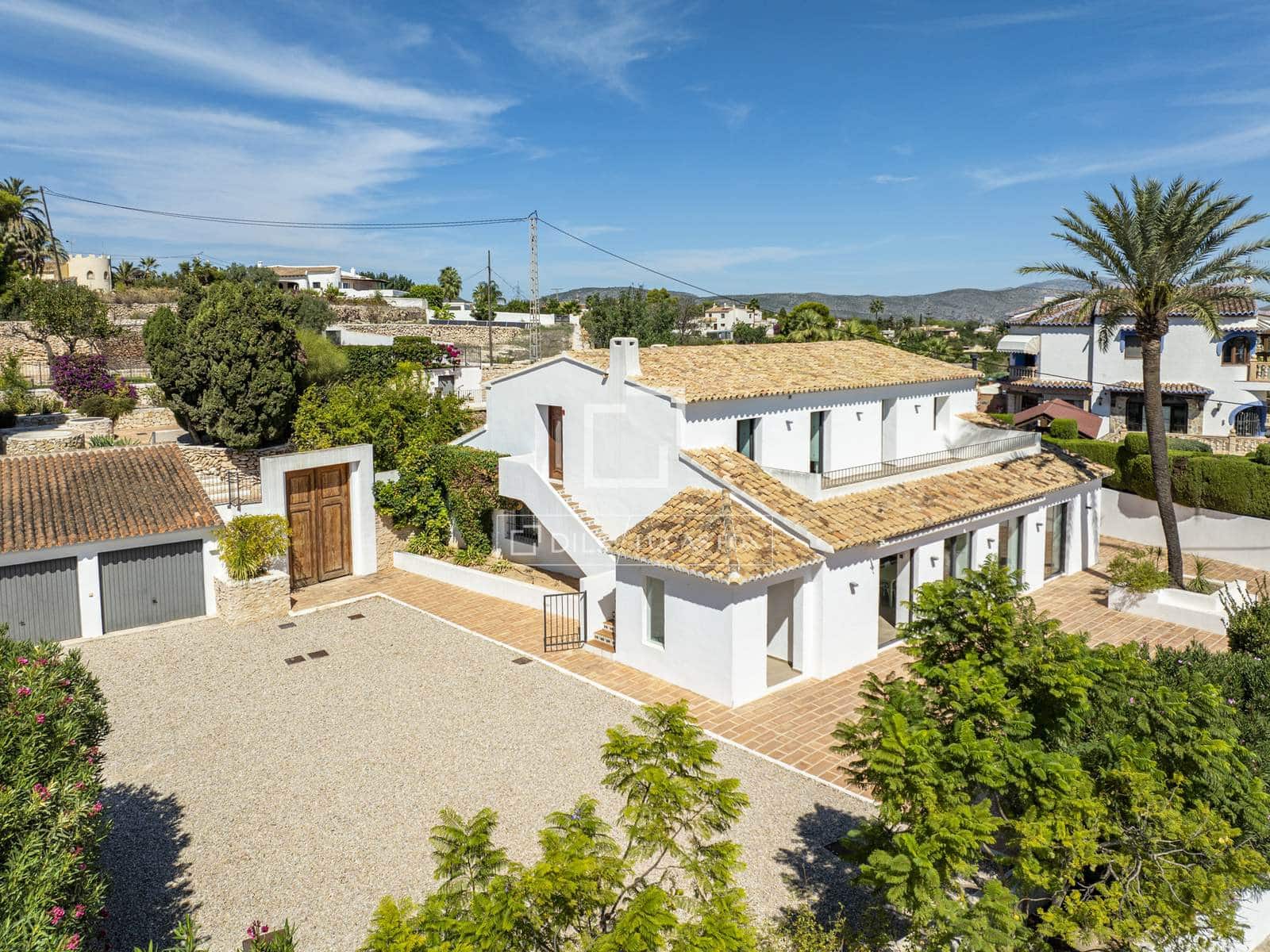 7 soveværelse Villa til salg i Teulada med swimmingpool garage - € 1.350.000 (Ref: 10144736)