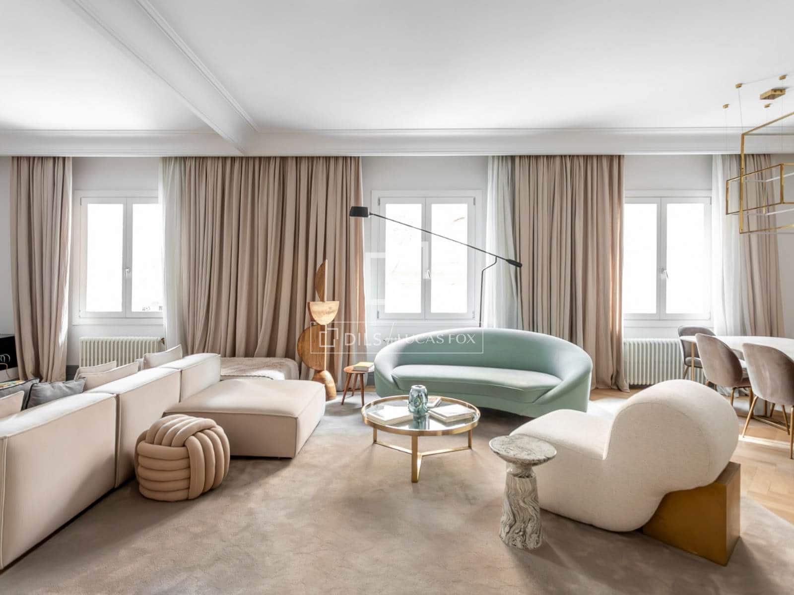 Apartamento de 4 habitaciones en Madrid ciudad en alquiler - 8.500 € (Ref: 10144894)