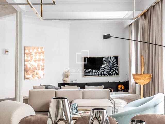 Apartamento de 4 habitaciones en Almagro, Madrid ciudad en alquiler - 8.500 € (Ref: 10144894)