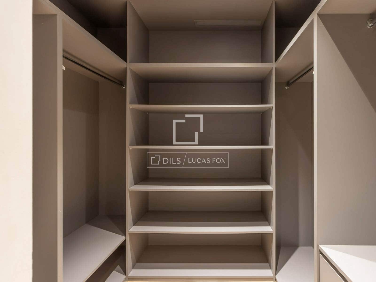 Apartamento de 4 habitaciones en Madrid ciudad en alquiler - 8.500 € (Ref: 10144894)
