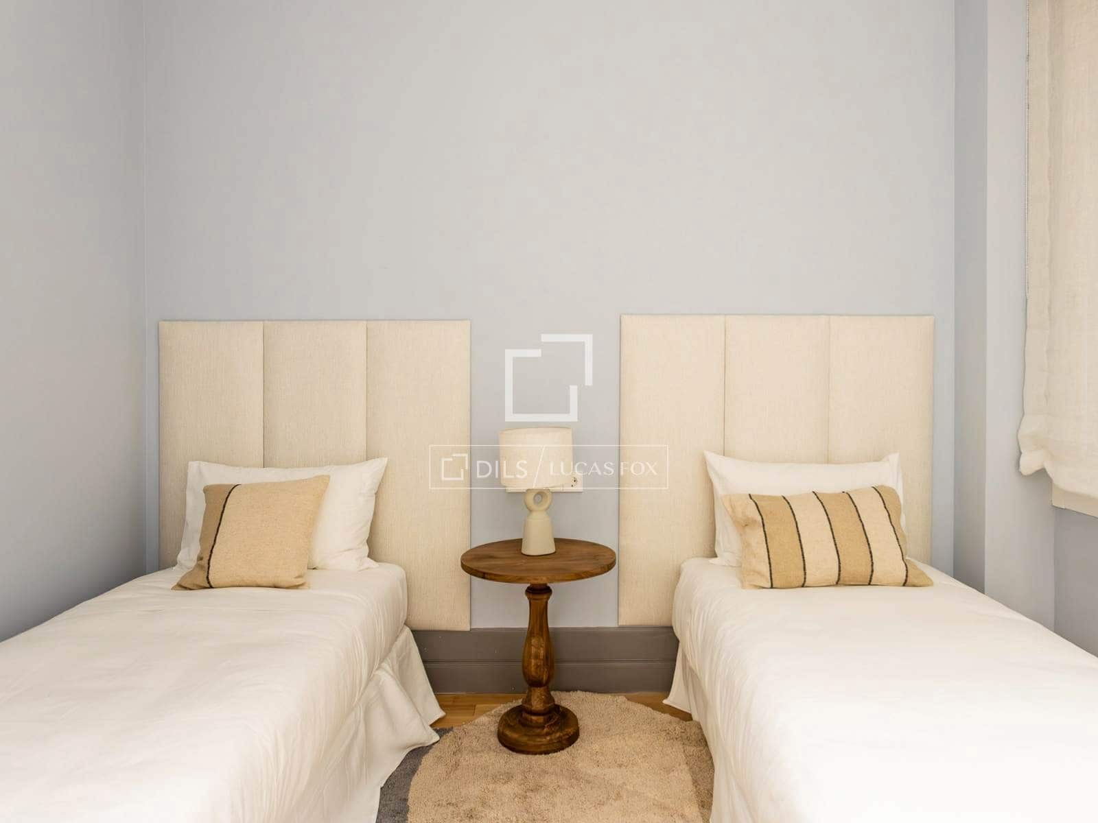 Apartamento de 4 habitaciones en Madrid ciudad en alquiler - 8.500 € (Ref: 10144894)