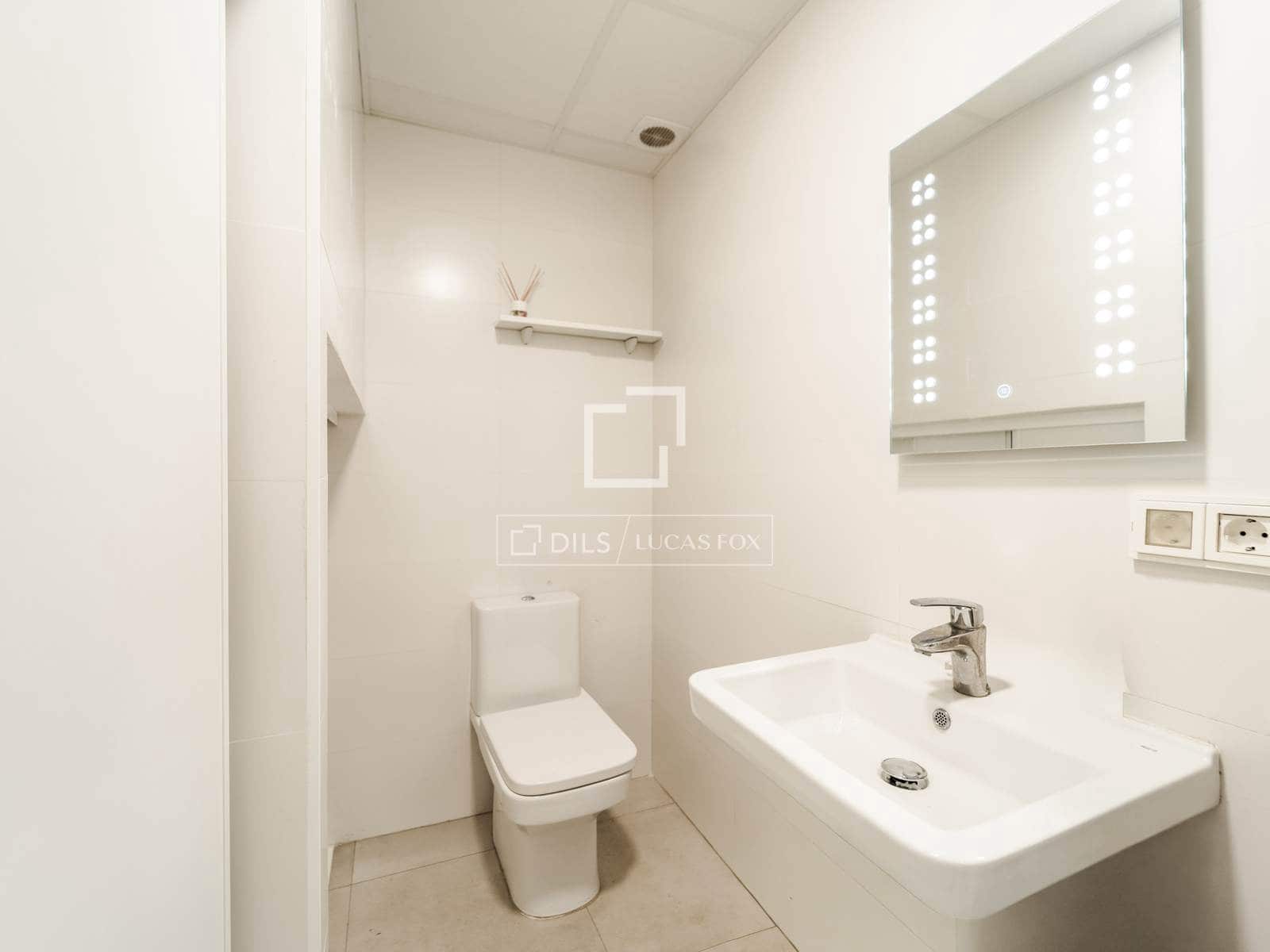 3 soverom Villa til salgs i Valencia by med svømmebasseng garasje - € 749 000 (Ref: 10144895)