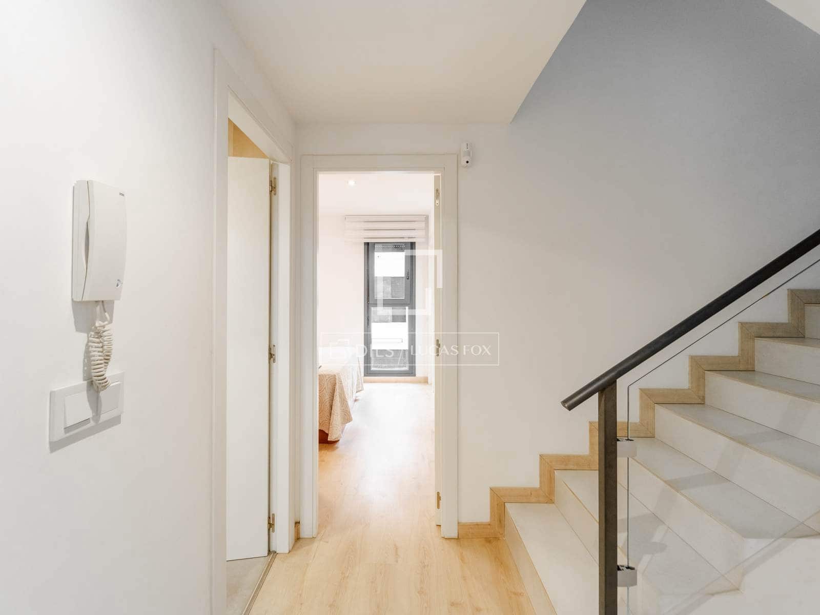 3 soverom Villa til salgs i Valencia by med svømmebasseng garasje - € 749 000 (Ref: 10144895)