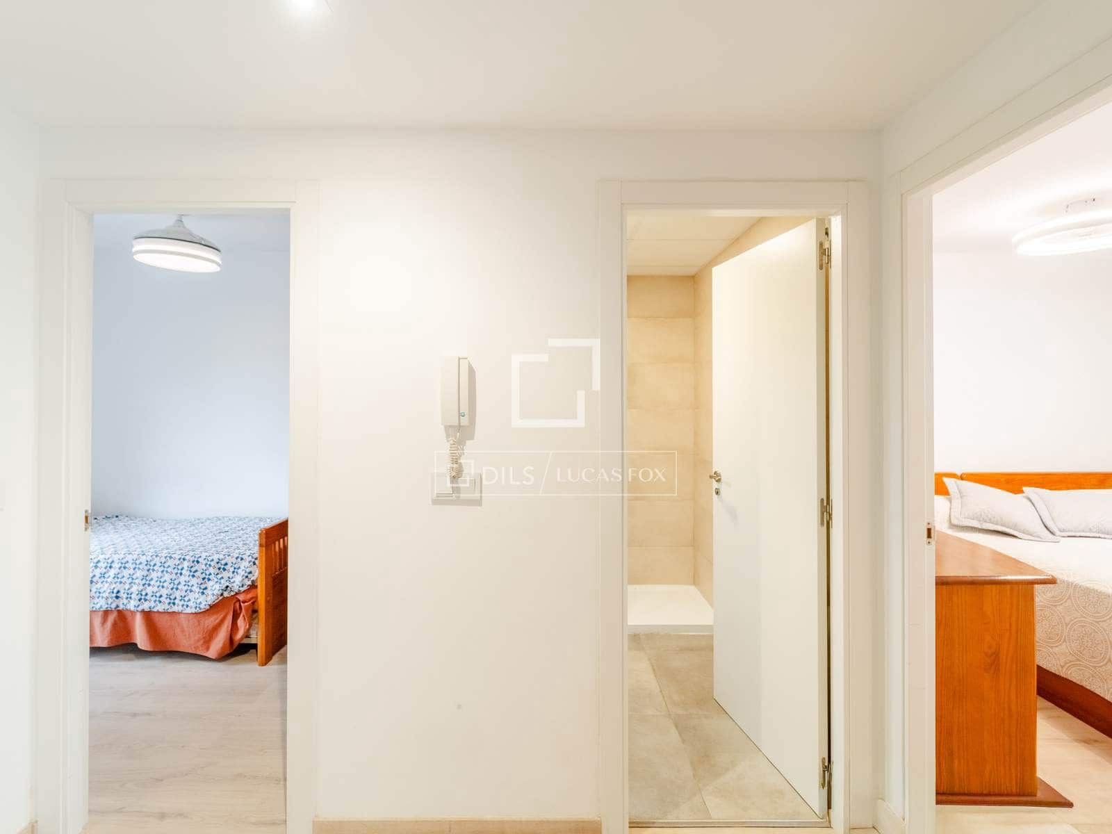 3 soverom Villa til salgs i Valencia by med svømmebasseng garasje - € 749 000 (Ref: 10144895)