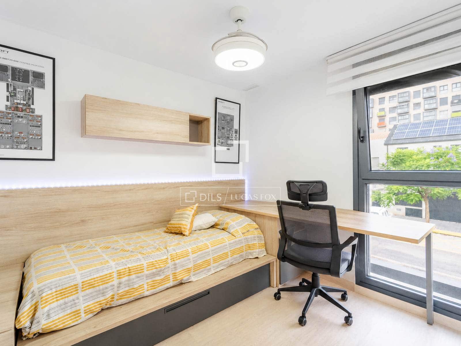 3 soverom Villa til salgs i Valencia by med svømmebasseng garasje - € 749 000 (Ref: 10144895)