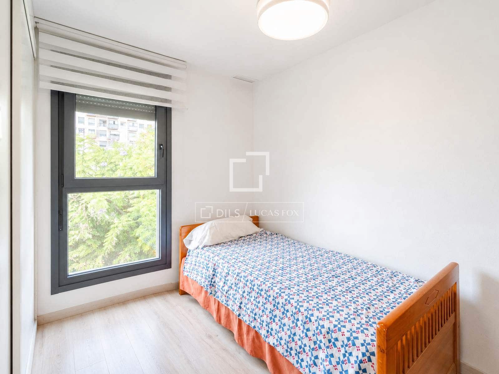 3 soverom Villa til salgs i Valencia by med svømmebasseng garasje - € 749 000 (Ref: 10144895)
