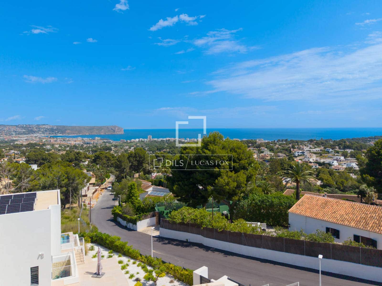 4 soveværelse Villa til salg i Javea / Xabia med swimmingpool garage - € 2.700.000 (Ref: 10145021)