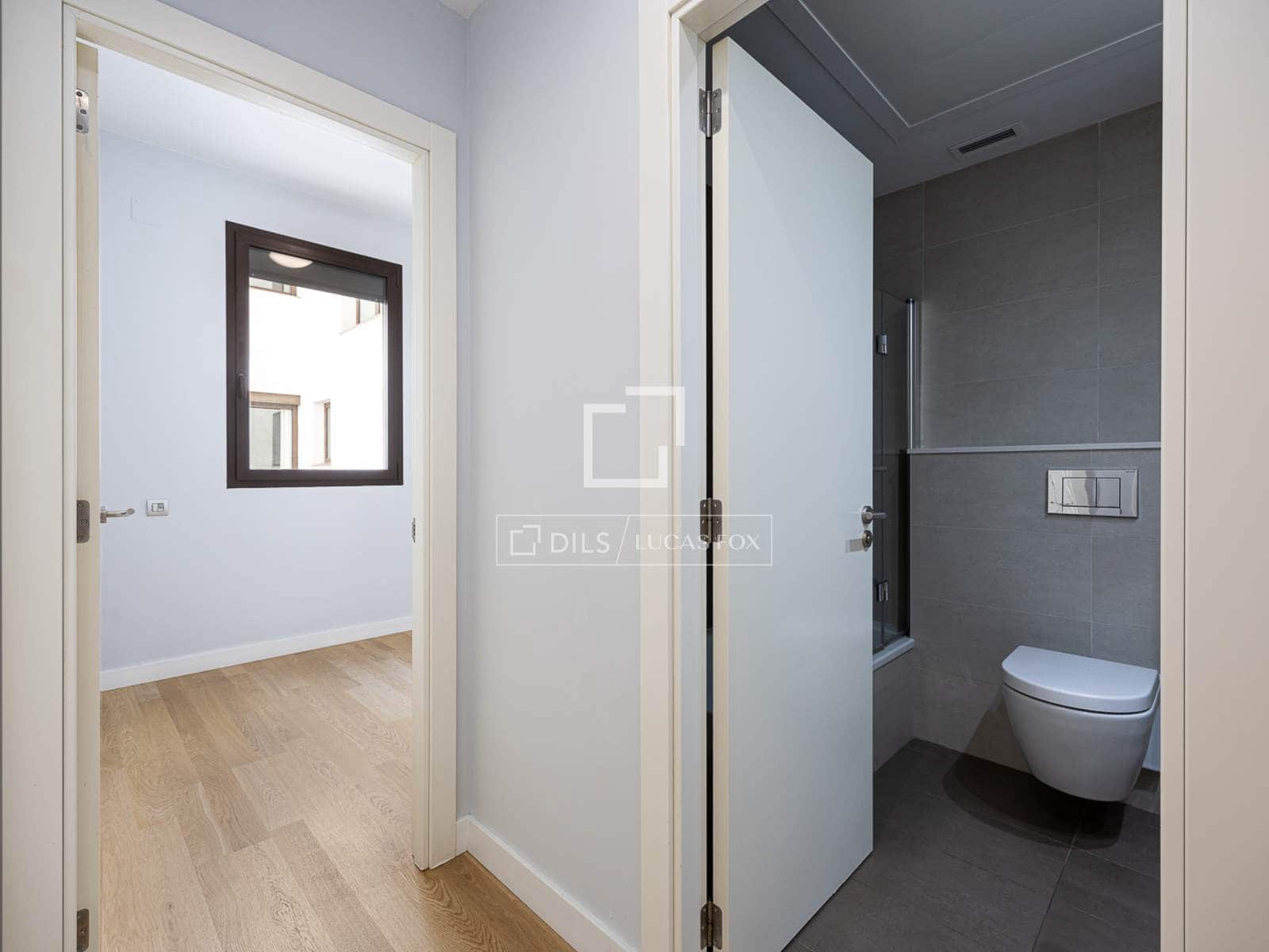 2 chambre Appartement à vendre à Barcelone ville avec piscine garage - 750 000 € (Ref: 10145156)