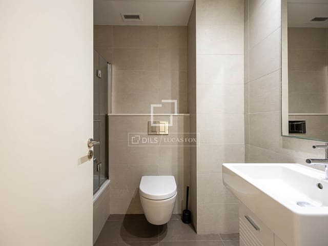 2 chambre Appartement à vendre à Barcelone ville avec piscine garage - 750 000 € (Ref: 10145156)
