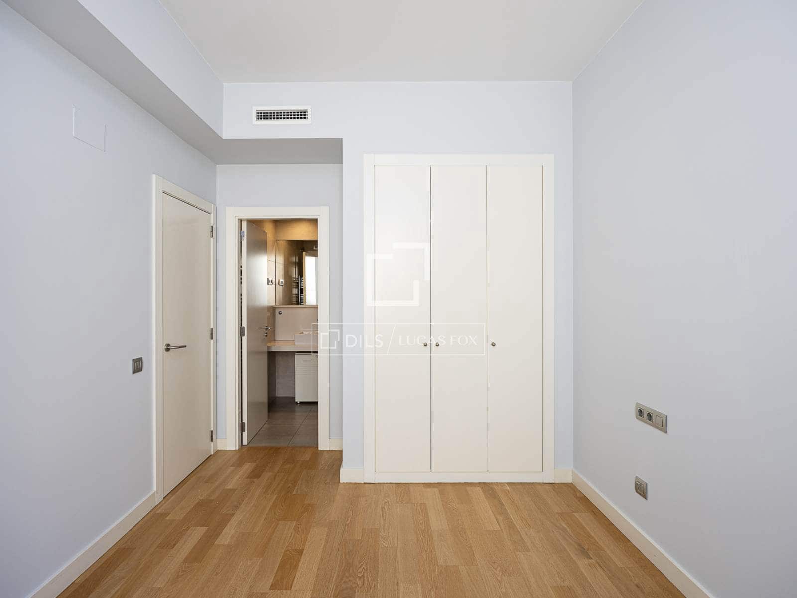 2 chambre Appartement à vendre à Barcelone ville avec piscine garage - 750 000 € (Ref: 10145156)