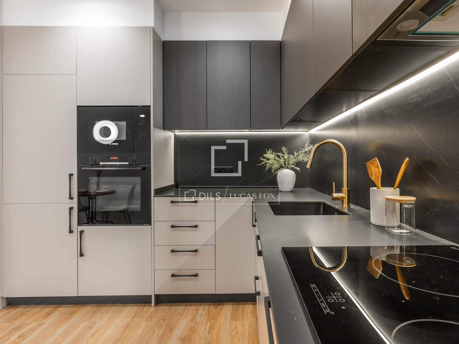 2 quarto Apartamento para venda em Madrid cidade - 869 000 € (Ref: 10145306)
