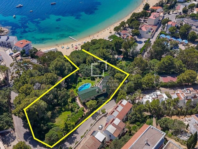 6 sypialnia Willa na sprzedaż w Roses z basenem garażem - 6 000 000 € (Ref: 10147441)