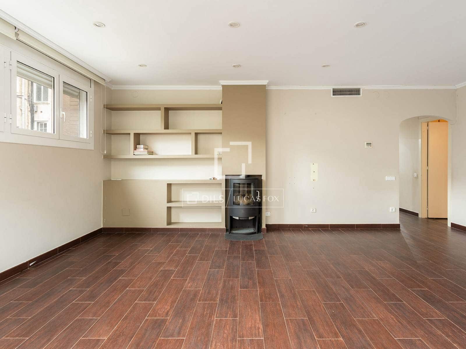 3 soverom Leilighet til salgs i Barcelona by med svømmebasseng garasje - € 870 000 (Ref: 10147921)
