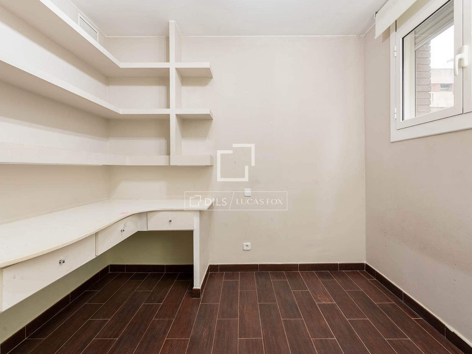 3 soverom Leilighet til salgs i Barcelona by med svømmebasseng garasje - € 870 000 (Ref: 10147921)
