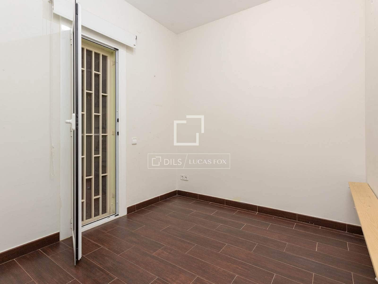 3 soverom Leilighet til salgs i Barcelona by med svømmebasseng garasje - € 870 000 (Ref: 10147921)