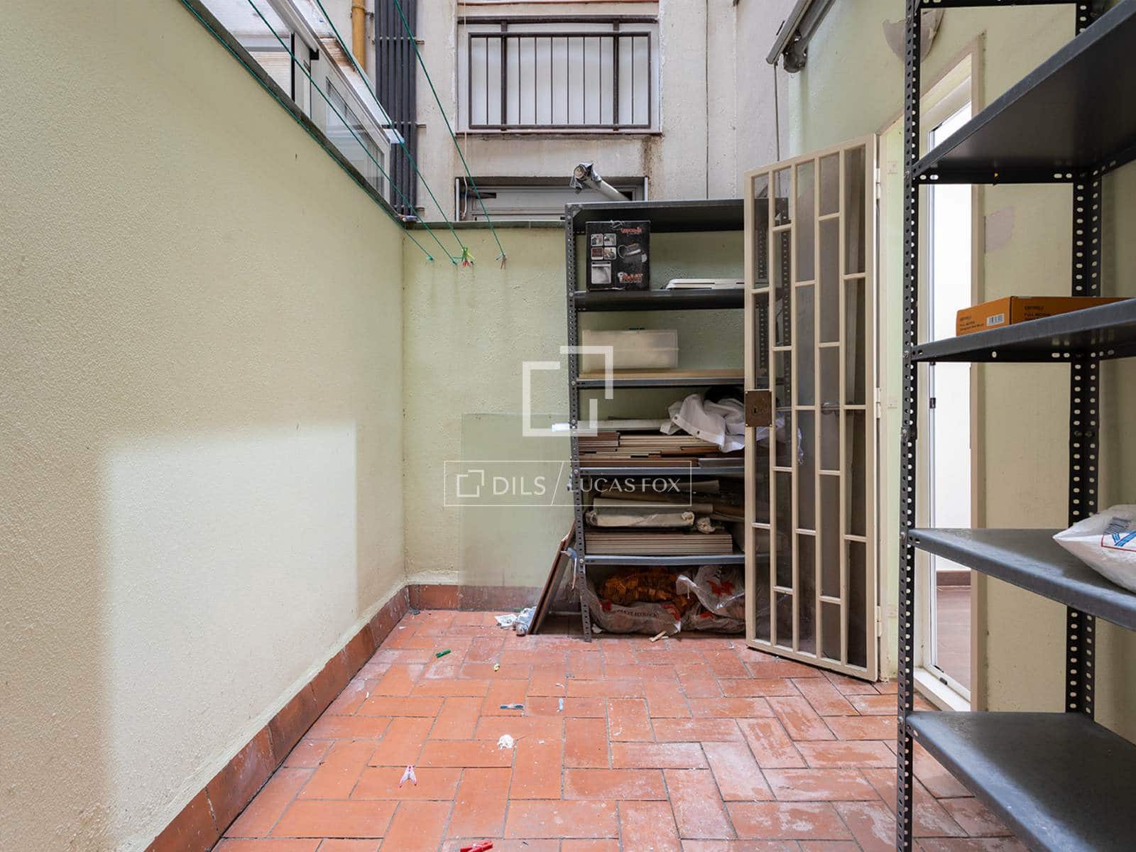 3 soverom Leilighet til salgs i Barcelona by med svømmebasseng garasje - € 870 000 (Ref: 10147921)