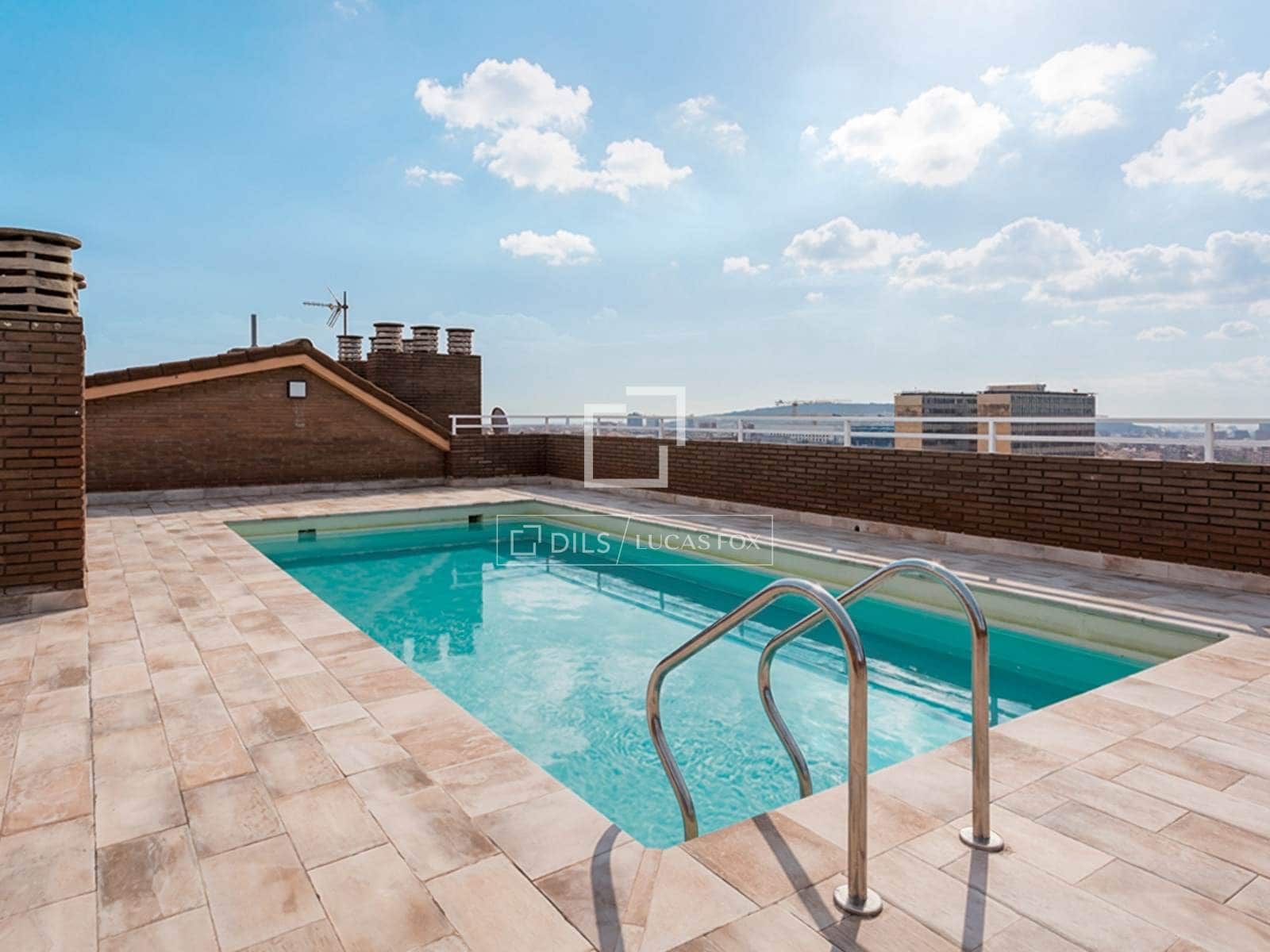 3 soverom Leilighet til salgs i Barcelona by med svømmebasseng garasje - € 870 000 (Ref: 10147921)