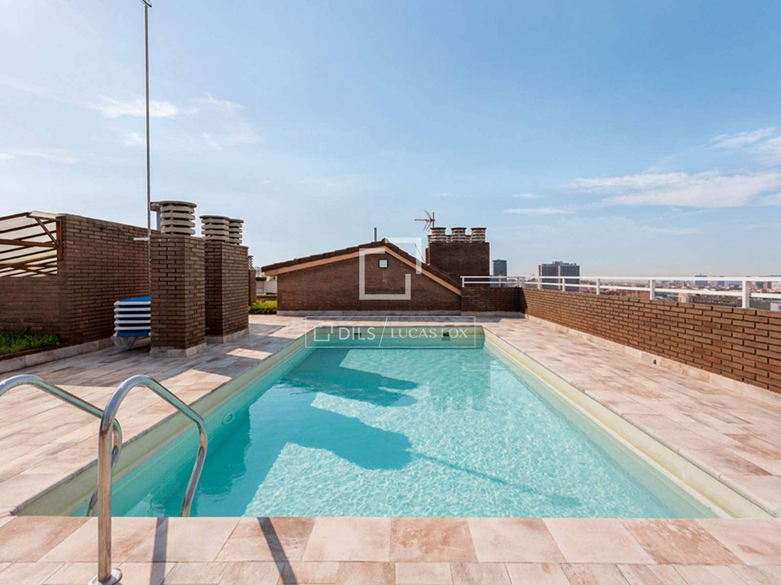 3 soverom Leilighet til salgs i Barcelona by med svømmebasseng garasje - € 870 000 (Ref: 10147921)