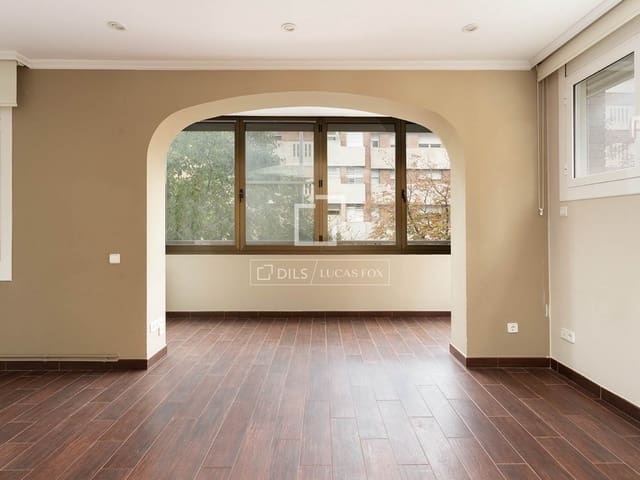 3 soverom Leilighet til salgs i Barcelona by med svømmebasseng garasje - € 870 000 (Ref: 10147921)