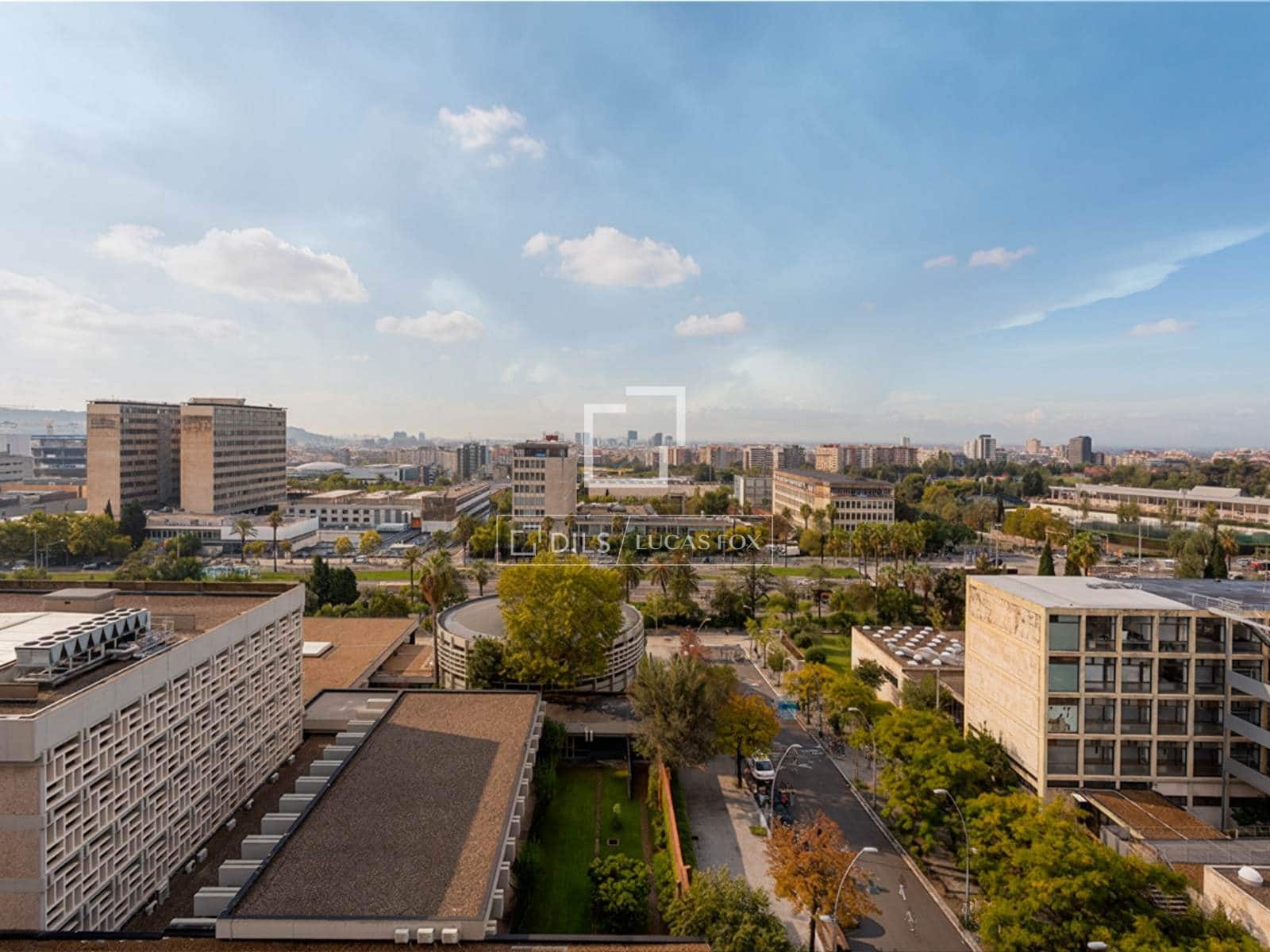 3 soverom Leilighet til salgs i Barcelona by med svømmebasseng garasje - € 870 000 (Ref: 10147921)