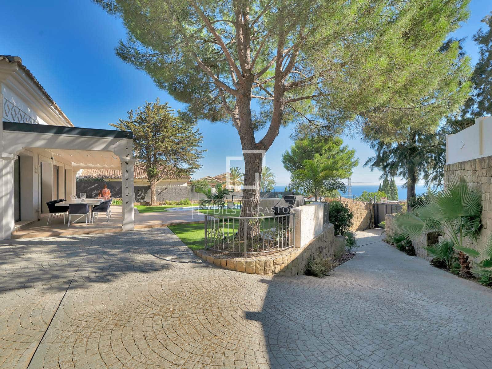 5 makuuhuone Huvila myytävänä paikassa Marbella mukana uima-altaan 
autotalli - 3 550 000 € (Ref: 10147924)