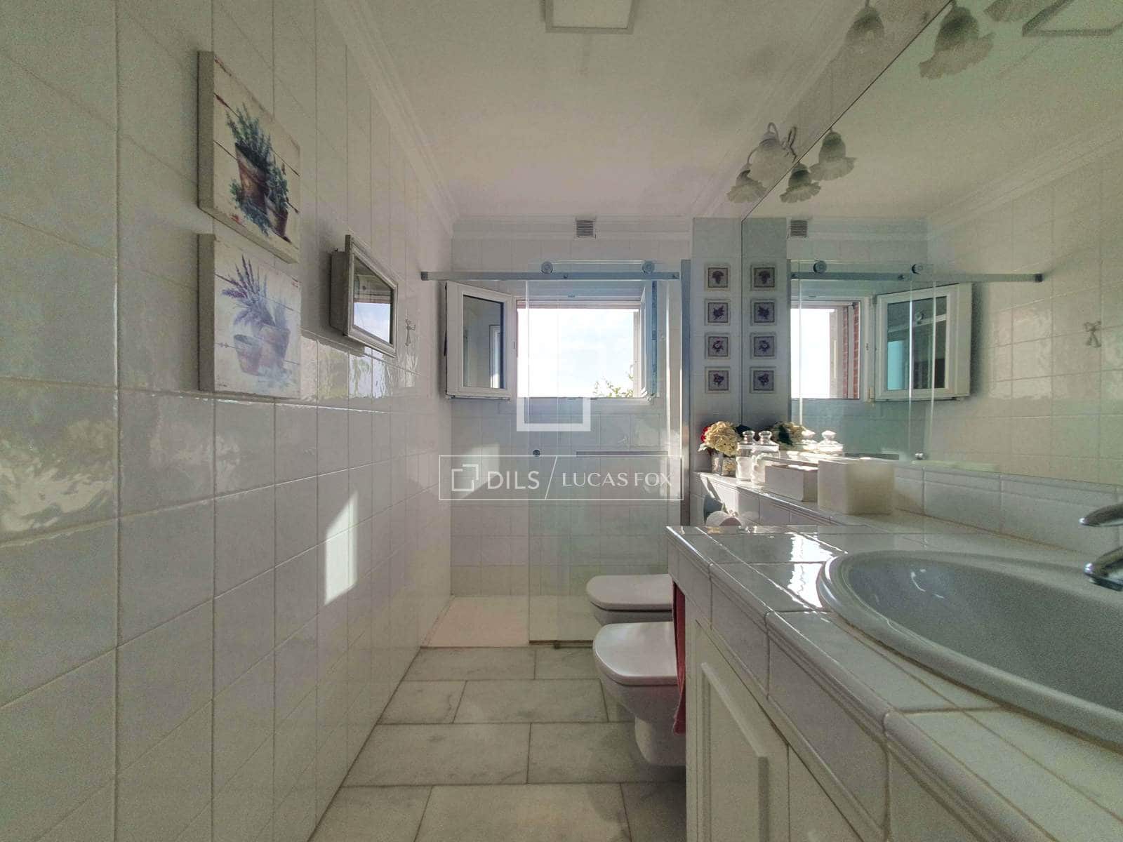 4 bedroom Villa for sale in Malaga city with pool garage - € 1,700,000 (Ref: 10147998)