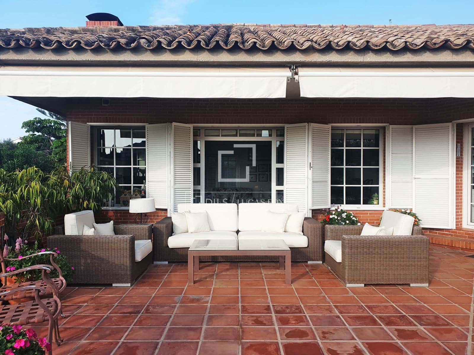 4 bedroom Villa for sale in Malaga city with pool garage - € 1,700,000 (Ref: 10147998)