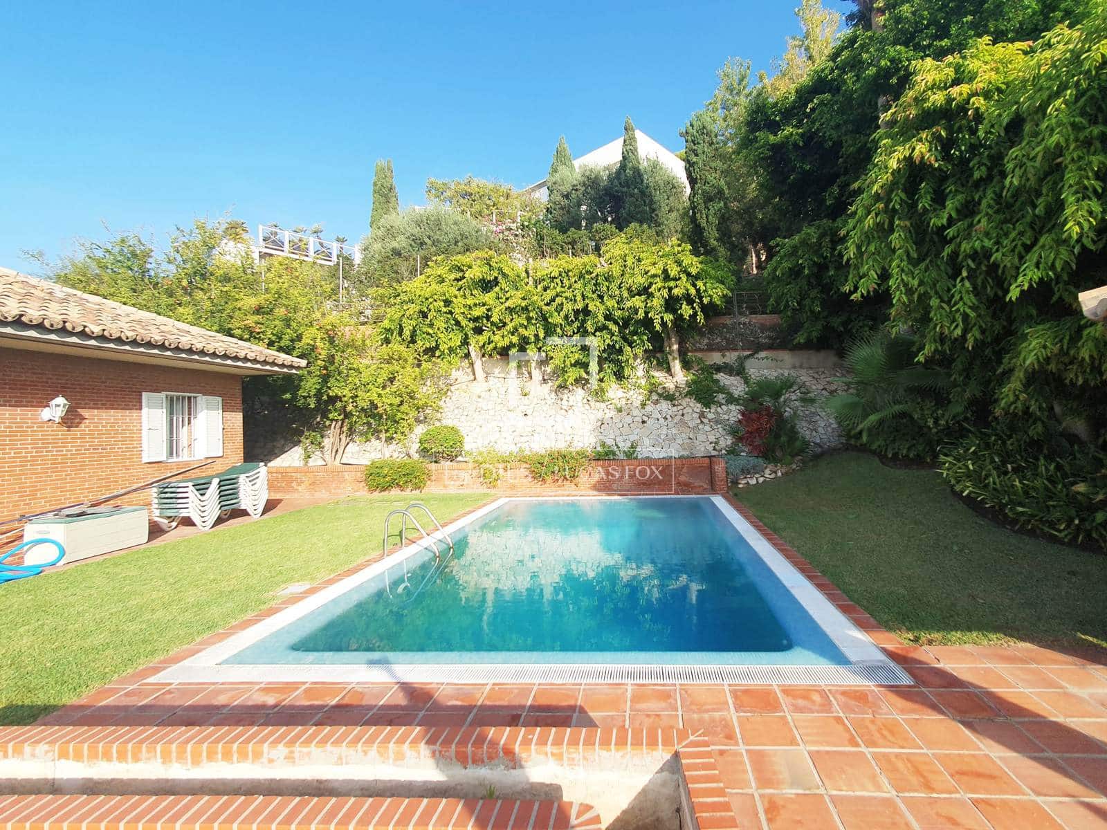 4 bedroom Villa for sale in Malaga city with pool garage - € 1,700,000 (Ref: 10147998)