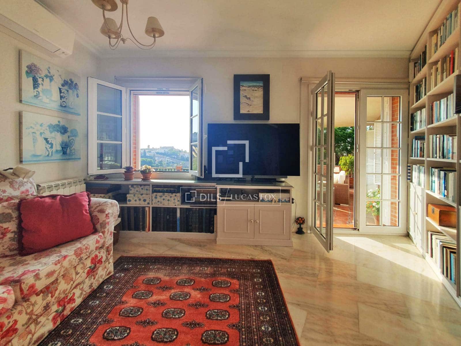 4 bedroom Villa for sale in Malaga city with pool garage - € 1,700,000 (Ref: 10147998)