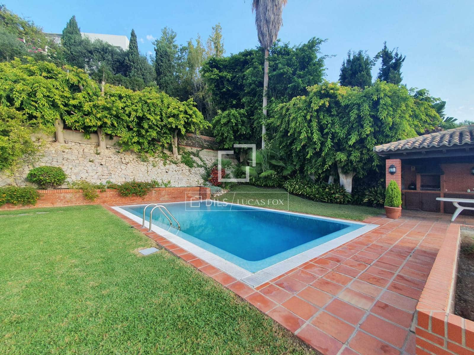 4 bedroom Villa for sale in Malaga city with pool garage - € 1,700,000 (Ref: 10147998)