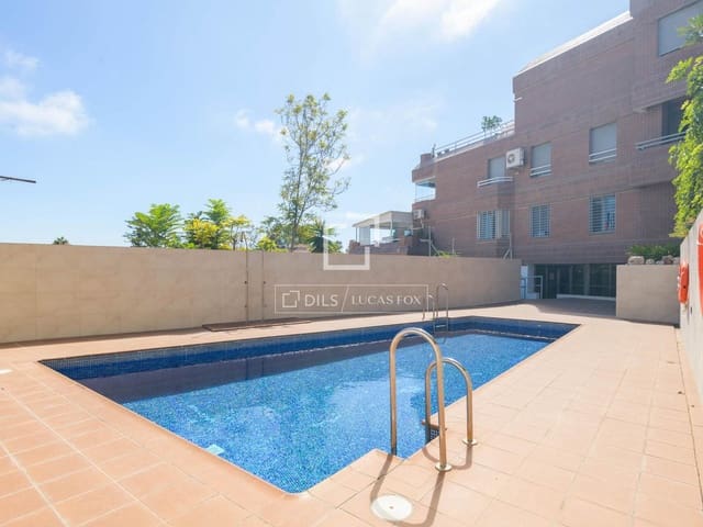 1 bedroom Apartment for sale in Pedregalejo, Málaga city with pool garage - € 455,000 (Ref: 10147999)