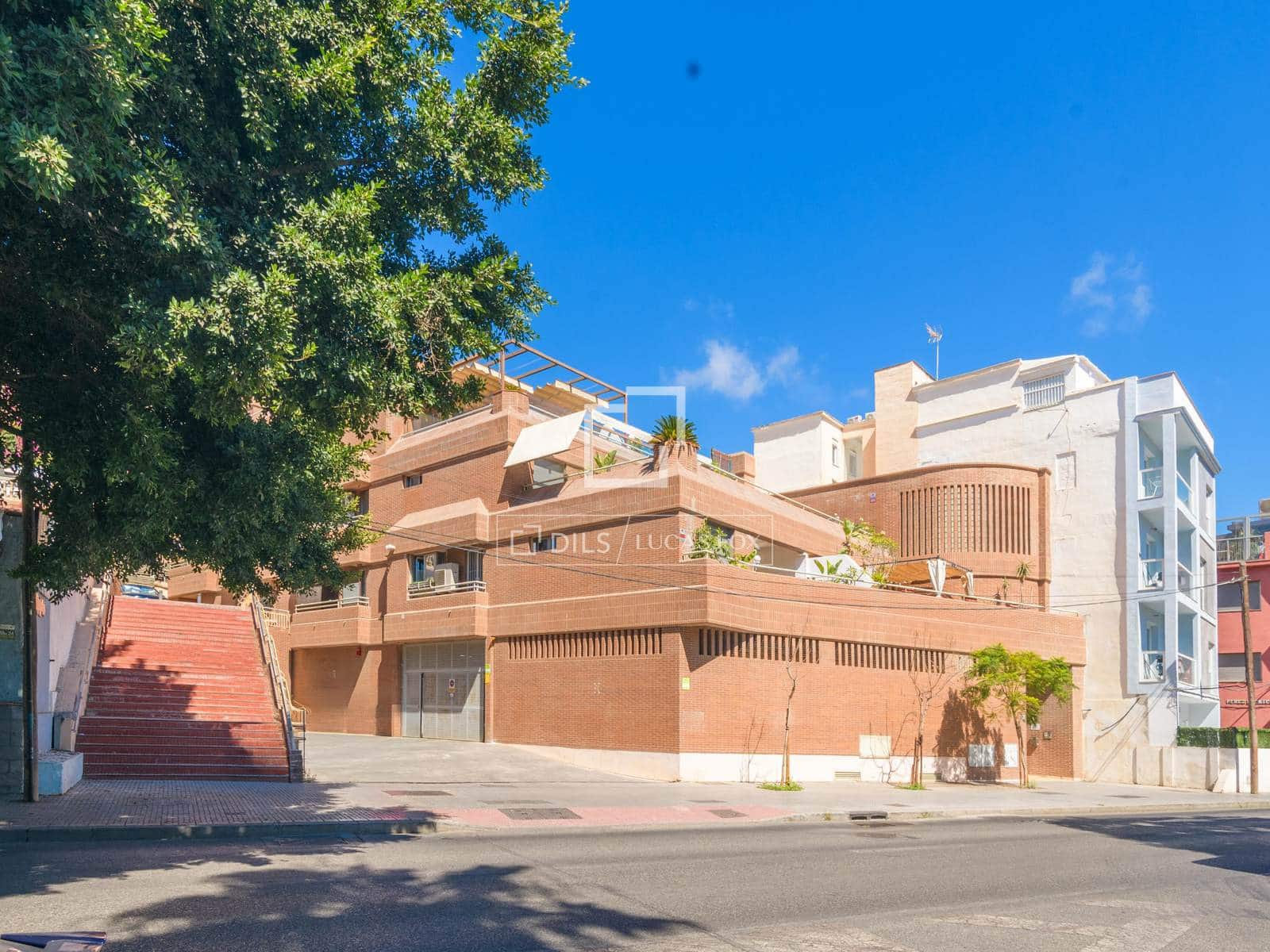 1 bedroom Apartment for sale in Malaga city with pool garage - € 455,000 (Ref: 10147999)