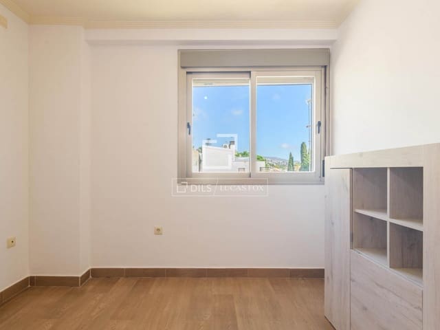 1 bedroom Apartment for sale in Pedregalejo, Málaga city with pool garage - € 455,000 (Ref: 10147999)