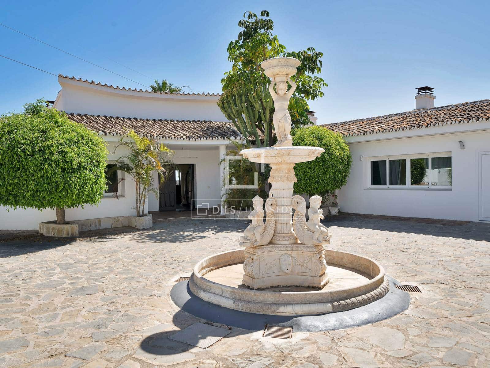7 quarto Moradia para venda em Marbella com piscina garagem - 2 180 000 € (Ref: 10148001)