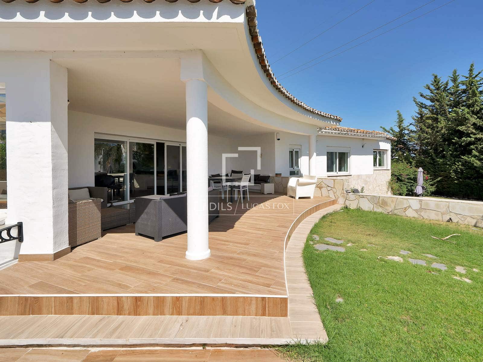7 quarto Moradia para venda em Marbella com piscina garagem - 2 180 000 € (Ref: 10148001)