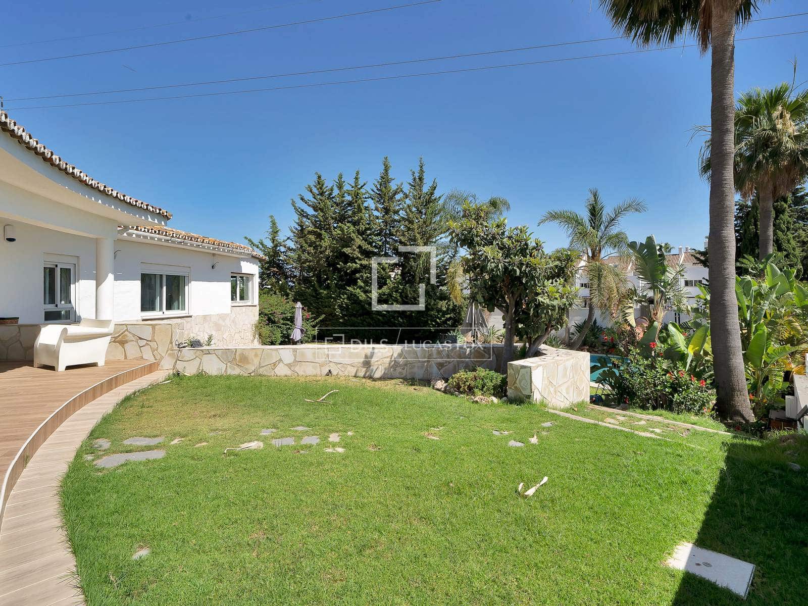 7 quarto Moradia para venda em Marbella com piscina garagem - 2 180 000 € (Ref: 10148001)