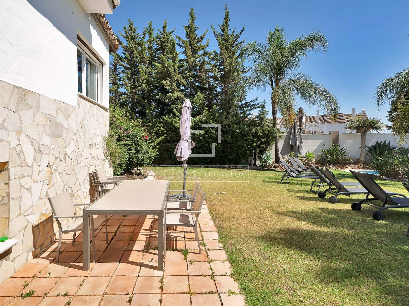 7 quarto Moradia para venda em Marbella com piscina garagem - 2 180 000 € (Ref: 10148001)