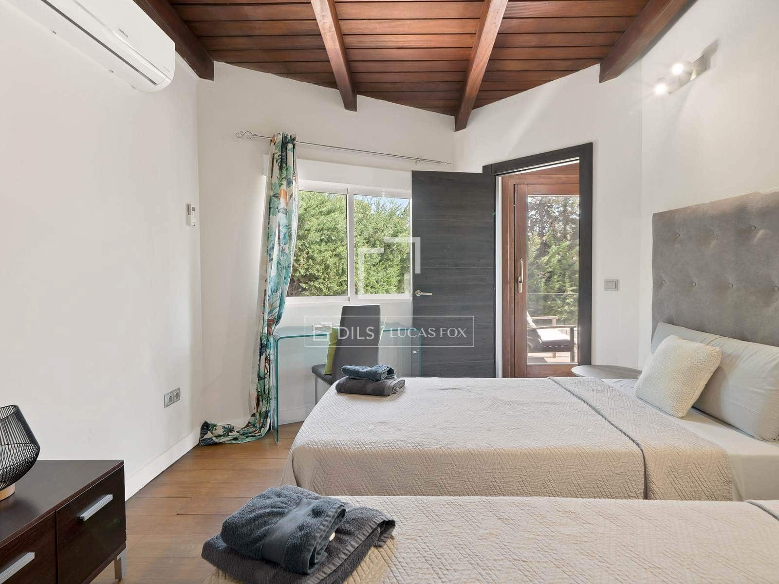 7 quarto Moradia para venda em Marbella com piscina garagem - 2 180 000 € (Ref: 10148001)