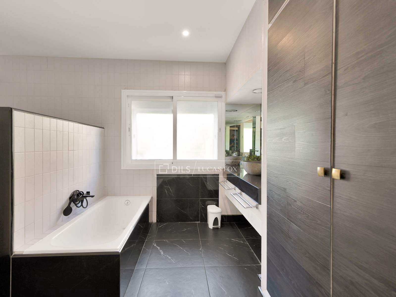 7 quarto Moradia para venda em Marbella com piscina garagem - 2 180 000 € (Ref: 10148001)