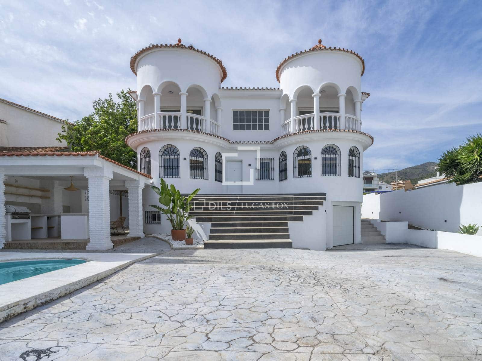 5 sypialnia Willa na sprzedaż w Benalmadena z basenem garażem - 950 000 € (Ref: 10148127)