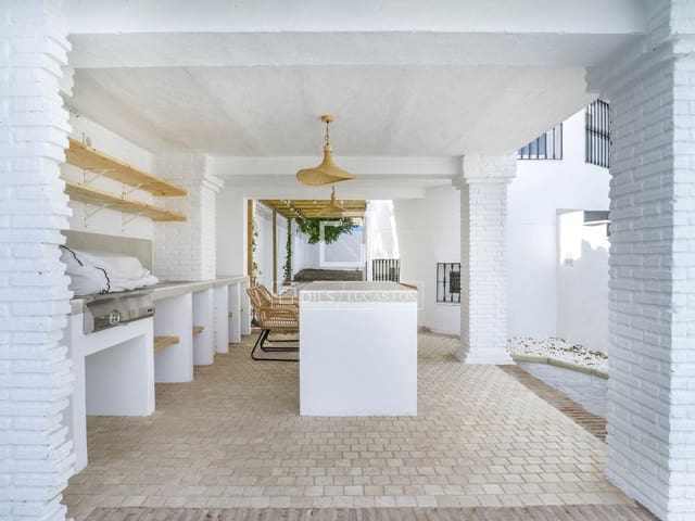 5 sypialnia Willa na sprzedaż w Benalmádena z basenem garażem - 950 000 € (Ref: 10148127)